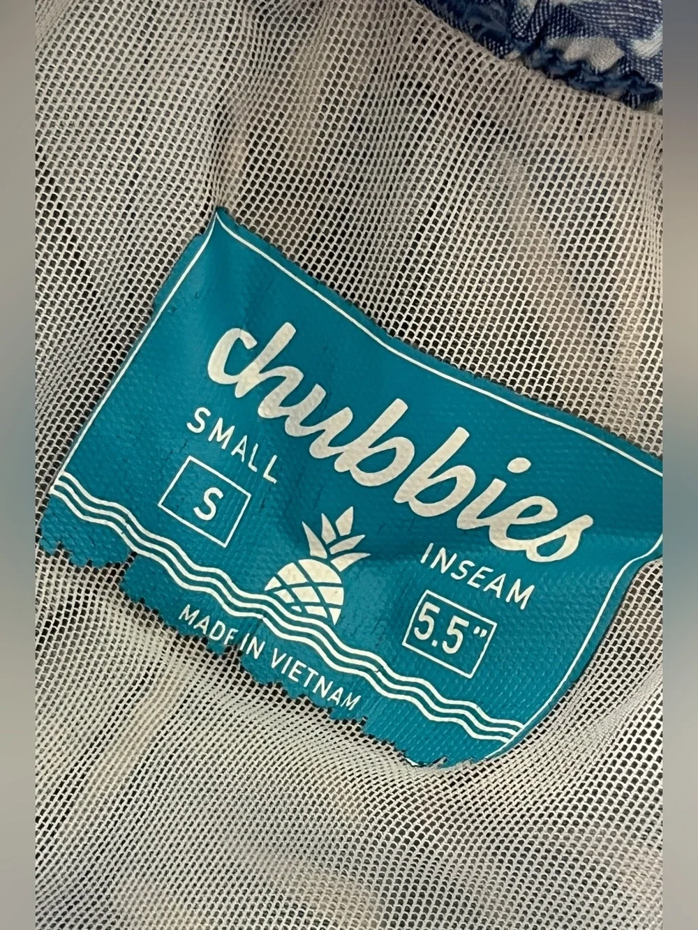 chubbies playful tropical
